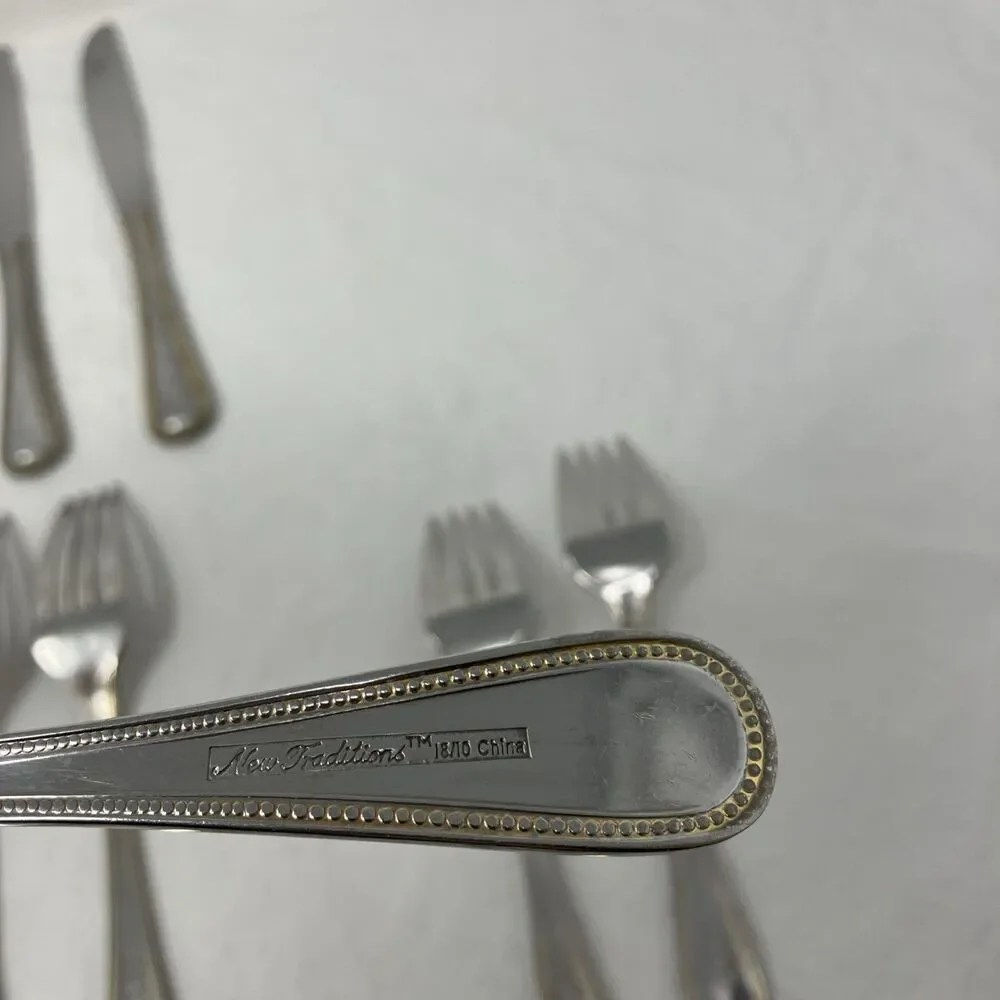 New Traditions Glossy Beaded Flatware Lot Of 15 Stainless w Gold Accents 18/10
